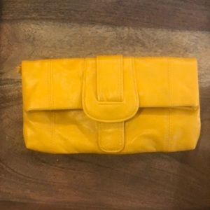 BOGO. Clutch/Wrislet